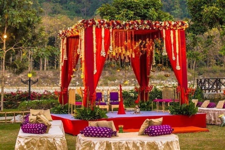 Riverside wedding decor in Corbett